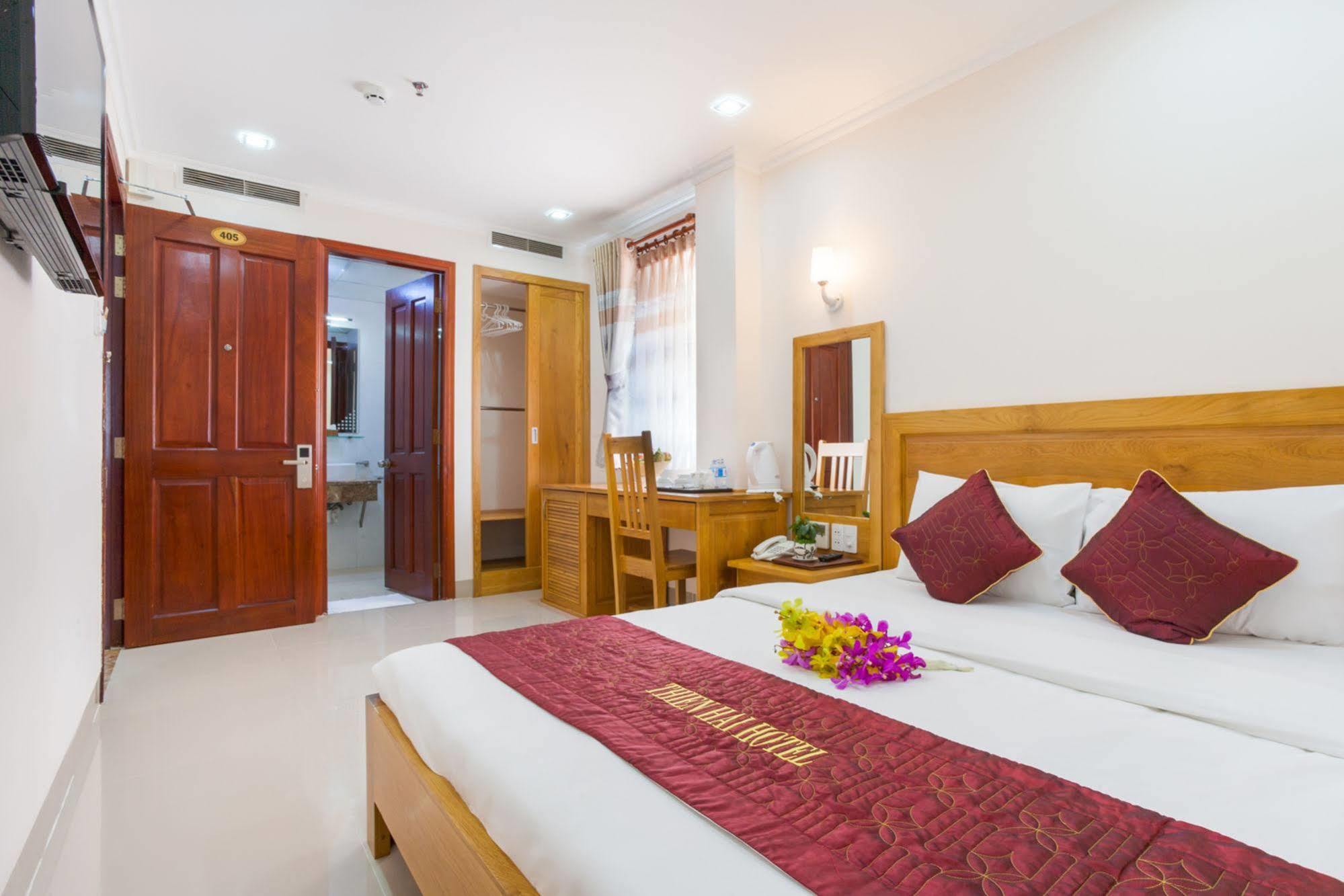 Thien Hai Hotel Ho Chi Minh City Bagian luar foto